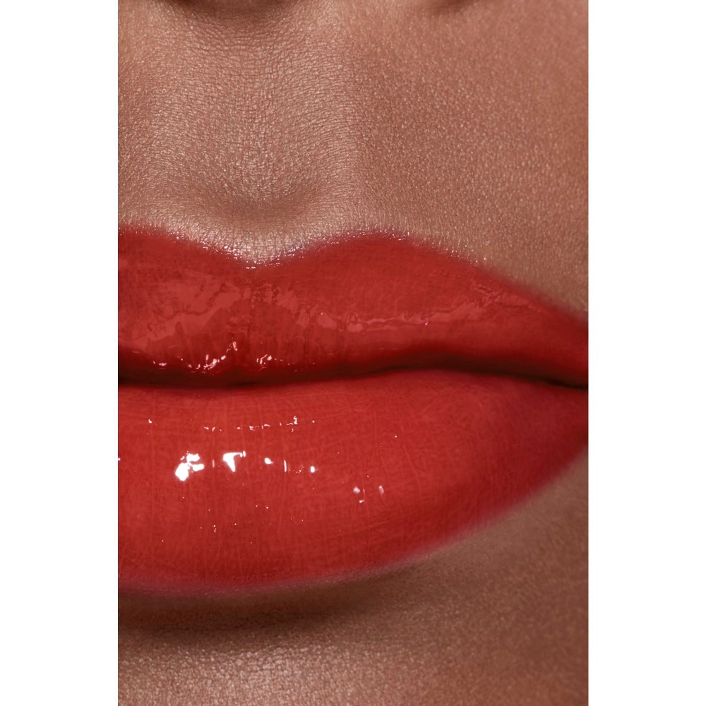 BRILLO DE LABIOS INTENSO HIDRATANTE Y ALISANTE